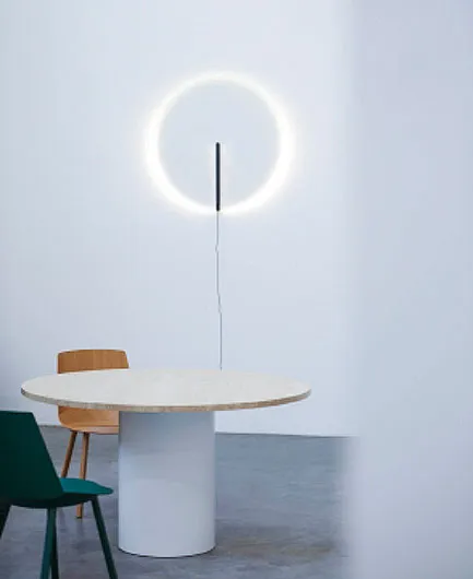 Guise Wall Lamp