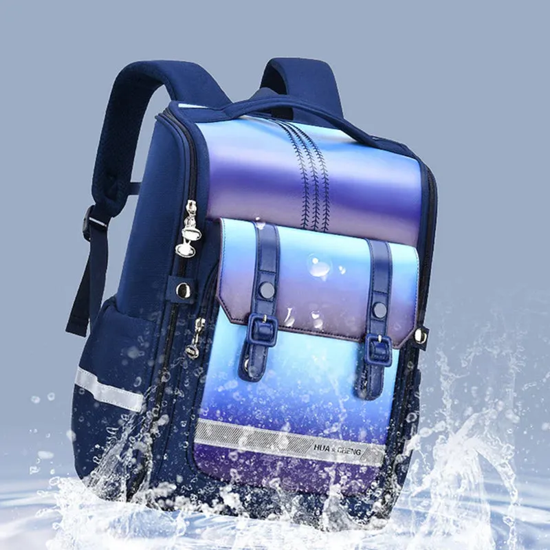 Large capacity children's school bag