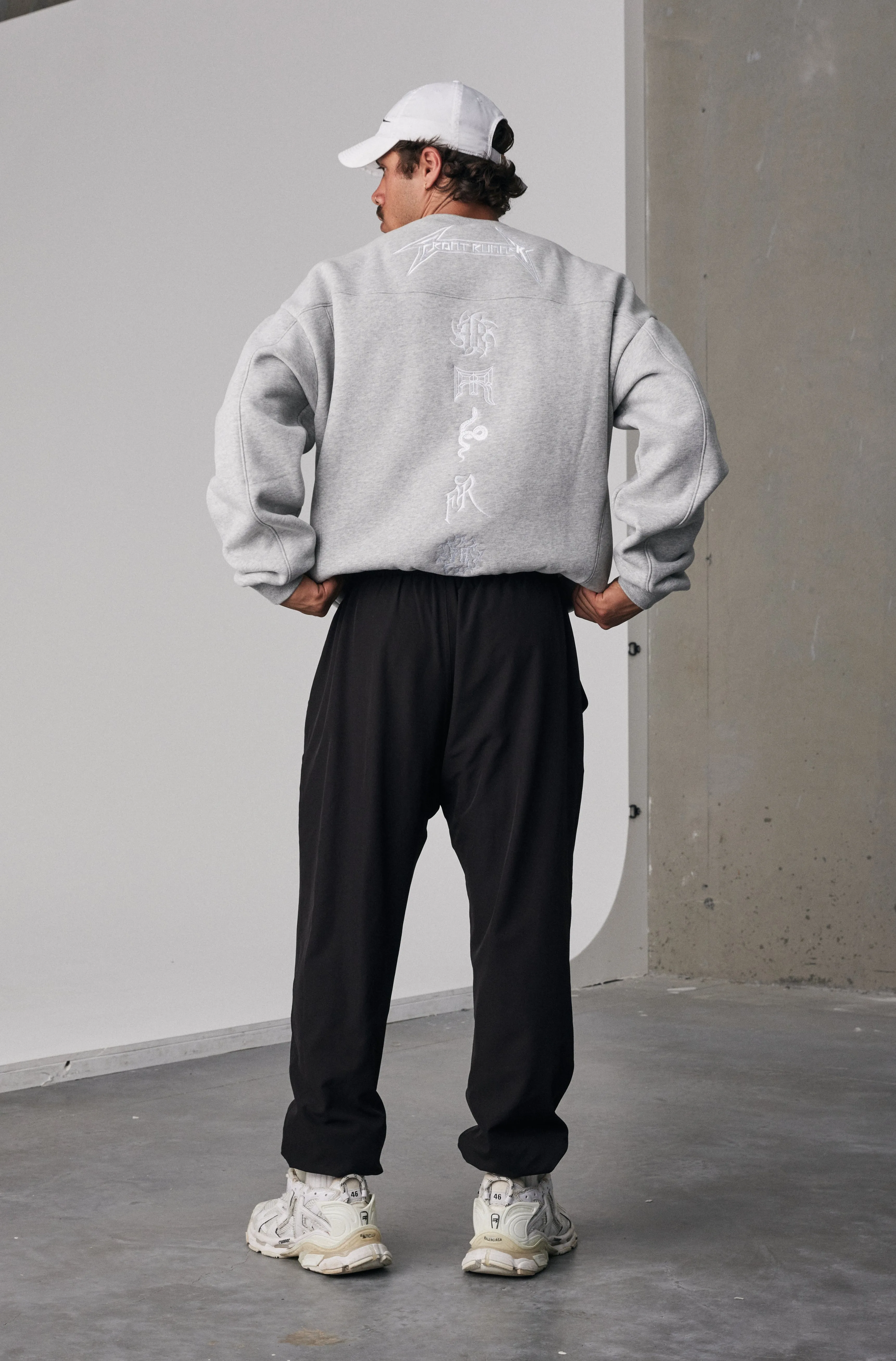 Pyro Crewneck - Grey Marle