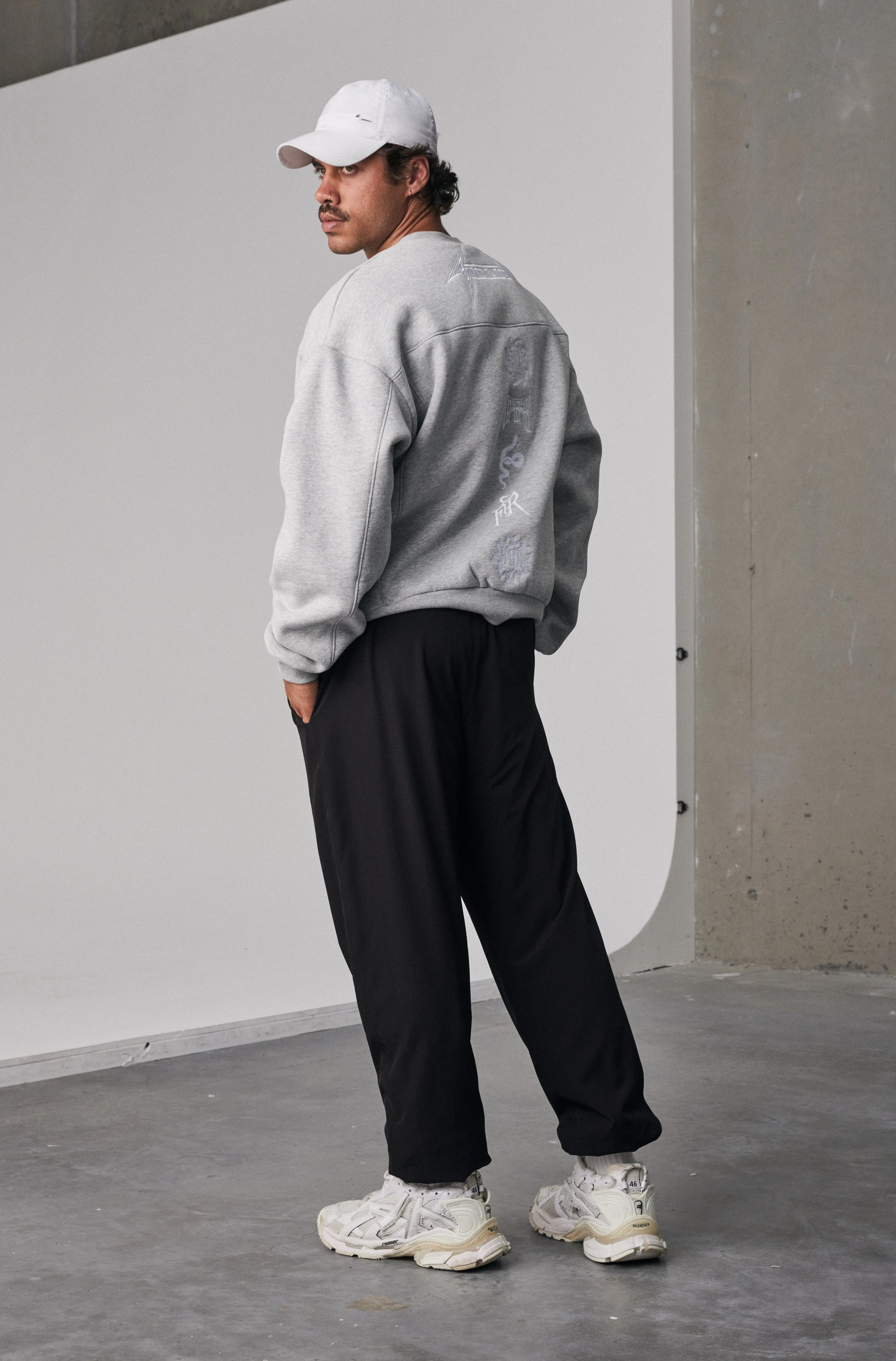 Pyro Crewneck - Grey Marle