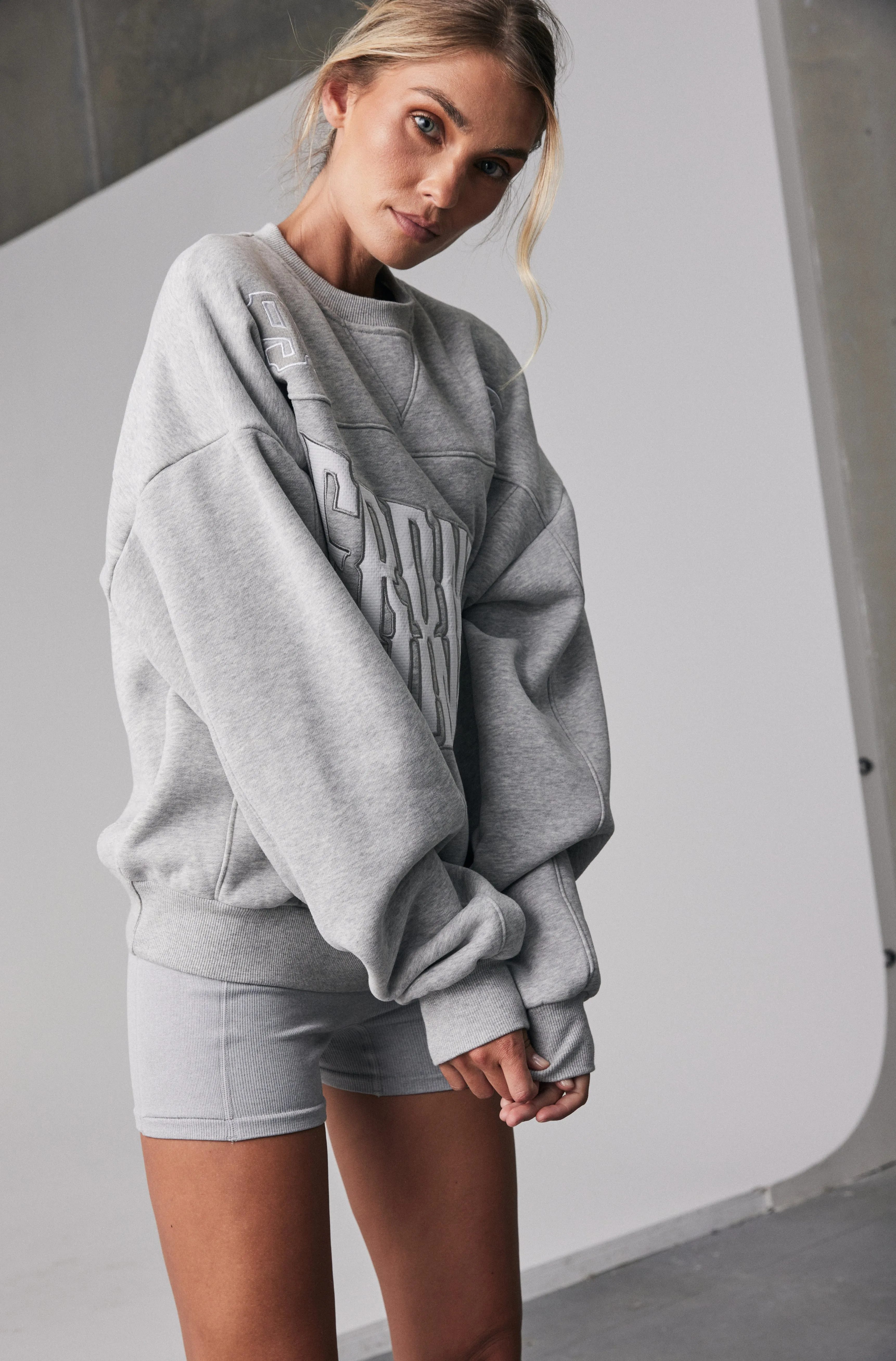 Pyro Crewneck - Grey Marle