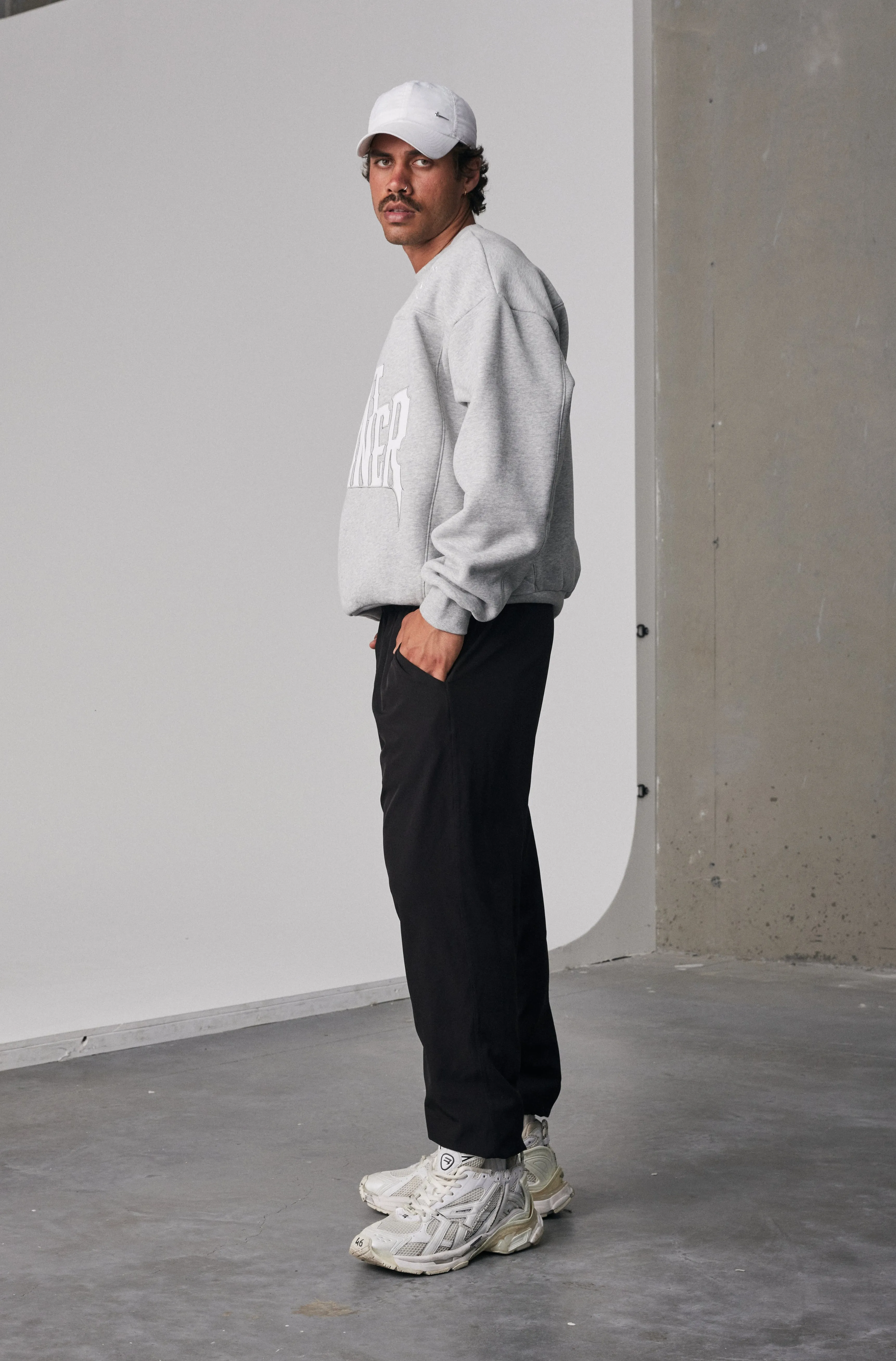 Pyro Crewneck - Grey Marle