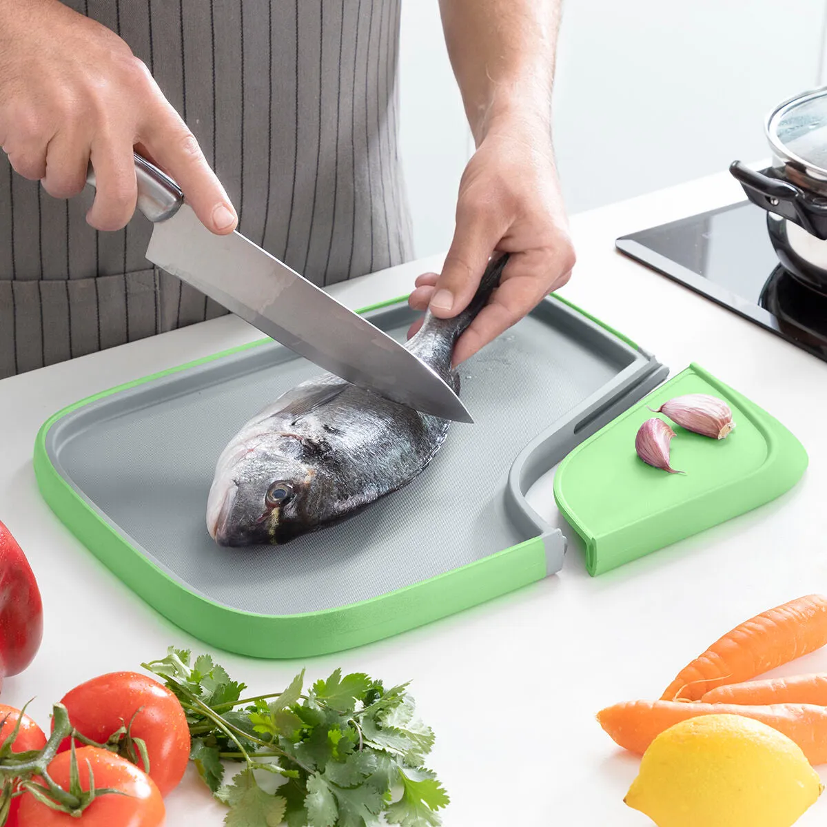 Reversible Multi-functional Chopping Board